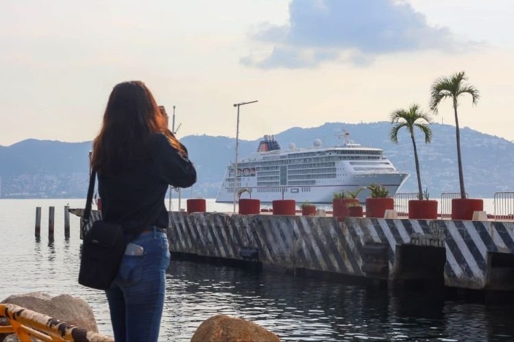 En Acapulco el MS Europa 2 inaugura la temporada de cruceros 2026