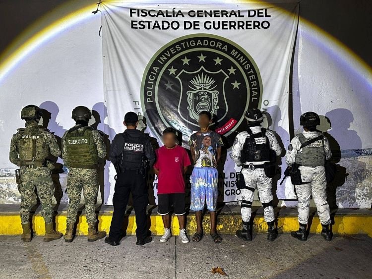 Refuerzan operativos de seguridad en Acapulco; detienen a civiles y aseguran droga