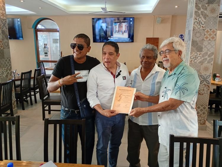 “Quiero servir a la política para que la política le sirva a la gente”: Evodio Velázquez